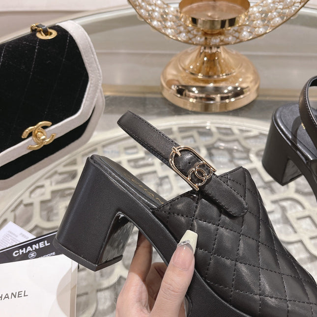 Double C  Chunky Heel Peep-Toe Open Sandals Black Lambskin