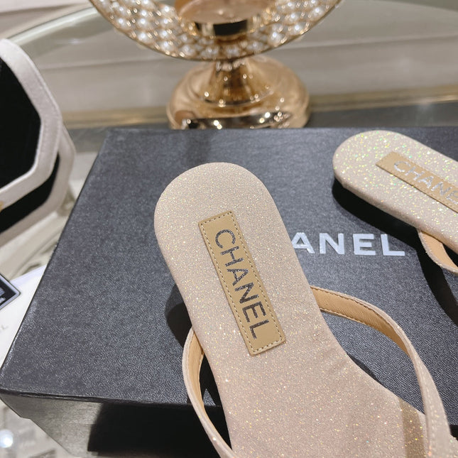 Double CC Rhinestone Flip  Flop Thongs White Sheepskin