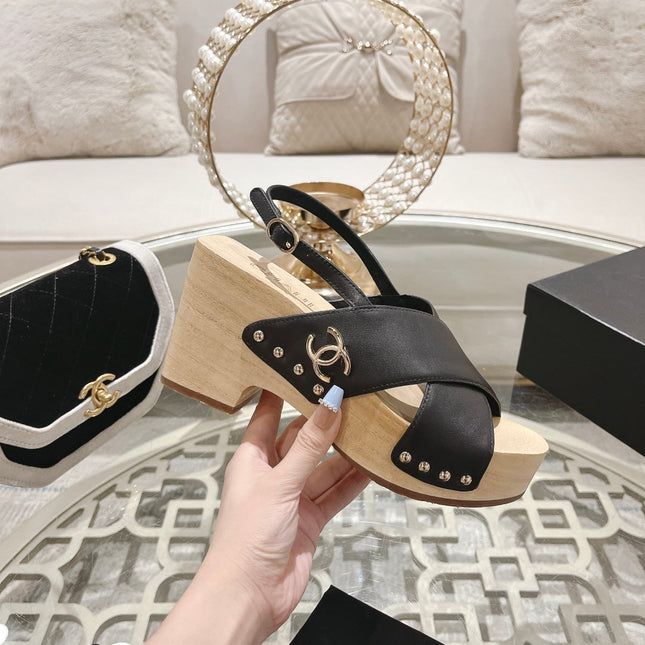 Double CC  Wood Grain Platform Sandals Black Sheepskeen