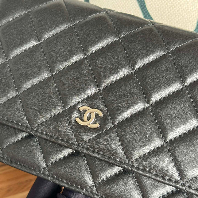 CC WOC ENTRUPY 19 BAG IN BLACK CALFSKIN