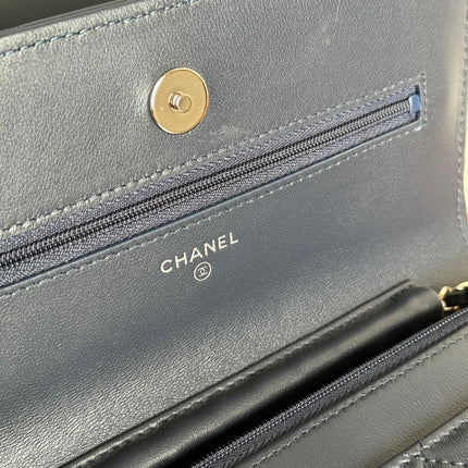 CC WOC ENTRUPY 19 BAG IN INDIGO BLUE CALFSKIN