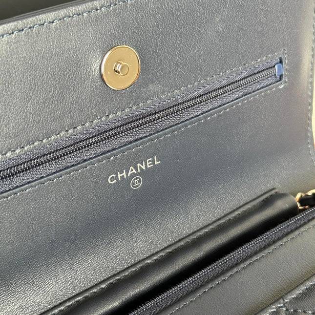 CC WOC ENTRUPY 19 BAG IN INDIGO BLUE CALFSKIN