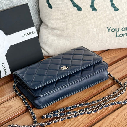 CC WOC ENTRUPY 19 BAG IN INDIGO BLUE CALFSKIN