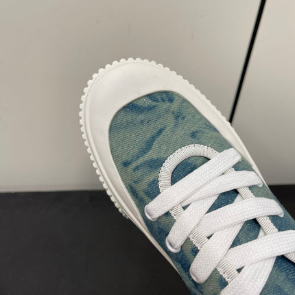 LP CLASSIC BISCUIT SNEAKER SAPPHIRE CALFSKIN