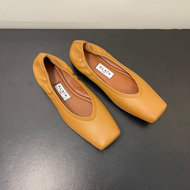 ALAIA BALLET FLATS IN COPPER BROWN SMOOTH CALFSKIN