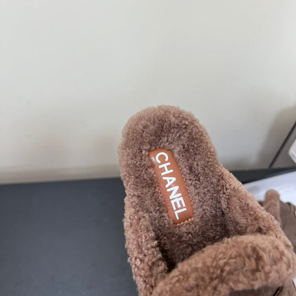 LOAFERS MULE IN MEDIUM BROWN SUEDE AND FLEECE LINING