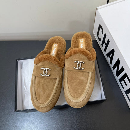 LOAFERS MULE IN PEANUT BROWN SUEDE AND FLEECE LINING