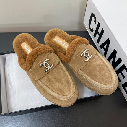 LOAFERS MULE IN PEANUT BROWN SUEDE AND FLEECE LINING