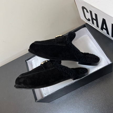 LOAFERS MULE IN BLACK SUEDE AND FLEECE LINING