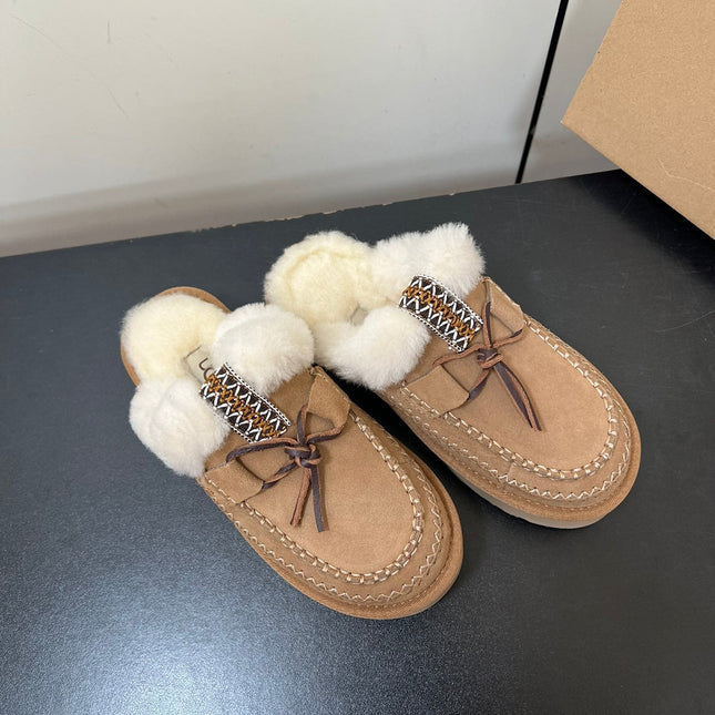 DISQUETTE ALPINE IN PEANUT BROWN SUEDE AND WHITE FLEECE