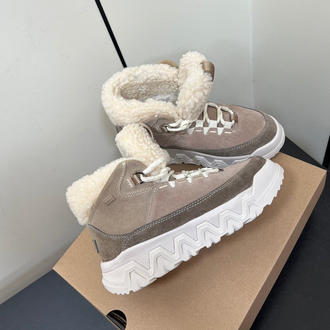 TERRETRAIL COZY LACE IN SAND BROWN SUEDE AND FLEECE