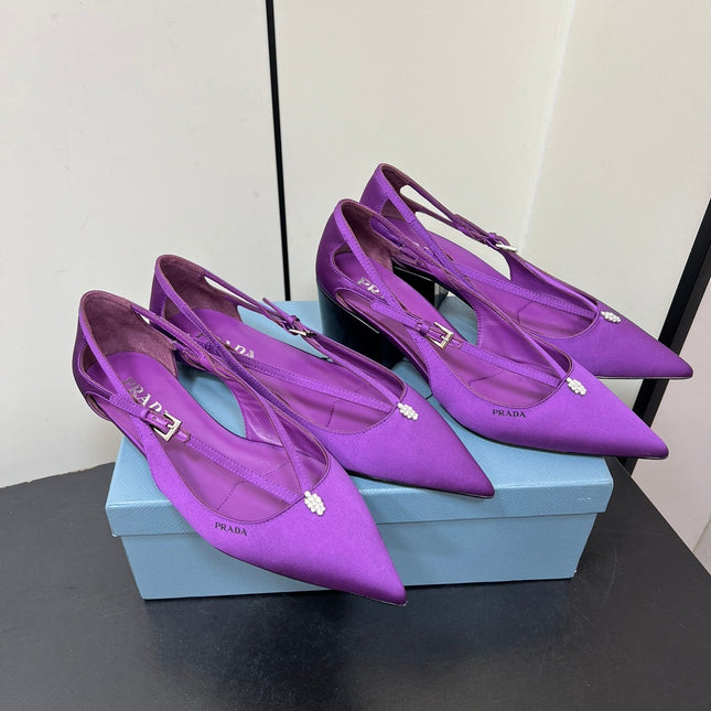 CUT-OUT PUMPS WITH BEAD BUCKLE IN VIOLET SATIN
