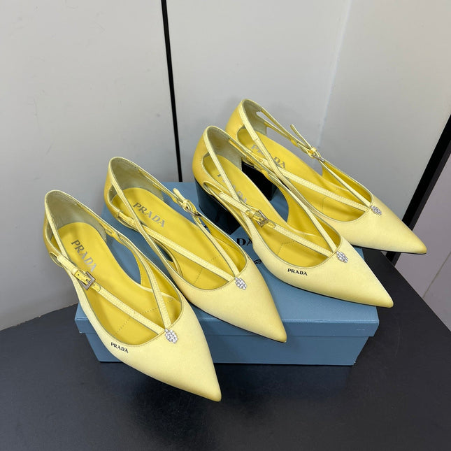 CUT-OUT BALLERINA FLAT IN LIGHT YELLOW SATIN ATTACHED BEAD BUCKLE