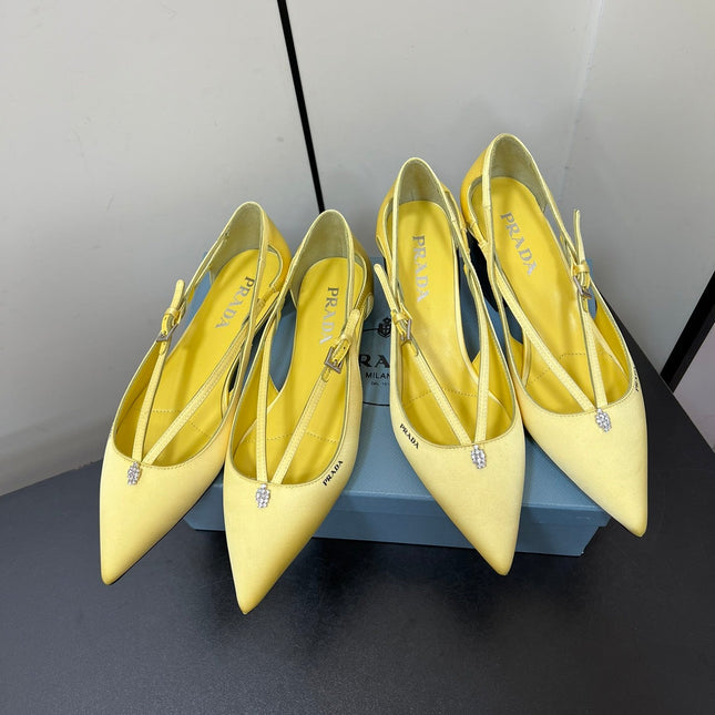 CUT-OUT BALLERINA FLAT IN LIGHT YELLOW SATIN ATTACHED BEAD BUCKLE