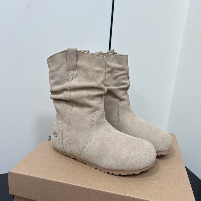 STACKED WRINKLE SHORT BOOTS IN KHAKI BROWN SUEDE