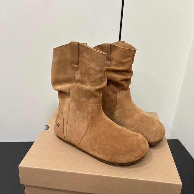 STACKED WRINKLE SHORT BOOTS IN CIDER BROWN SUEDE