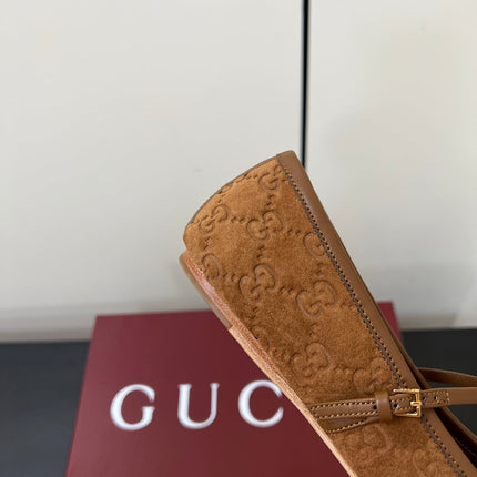GG MARY JANE 25S IN BROWN SUEDE WITH GOLD HARDWARE