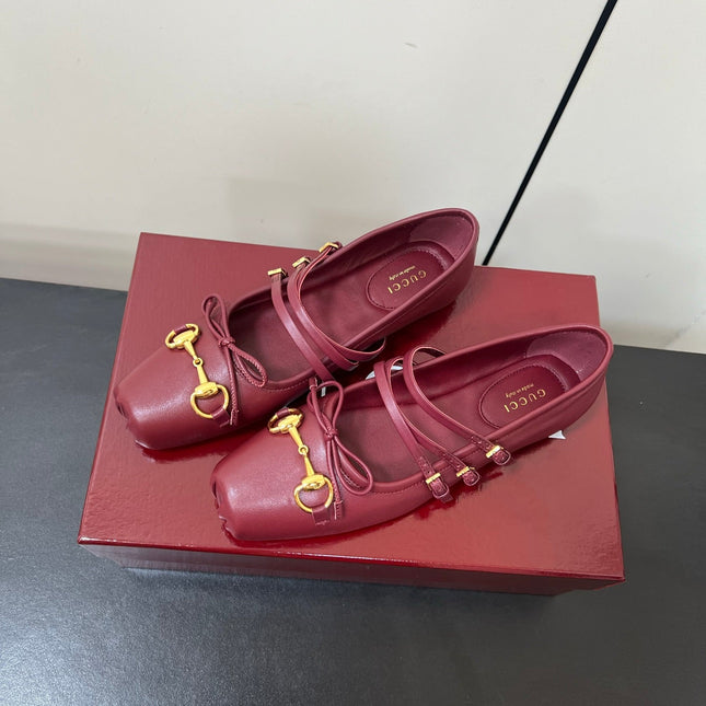 GG MARY JANE 25S IN RED LAMBSKIN WITH GOLD HARDWARE