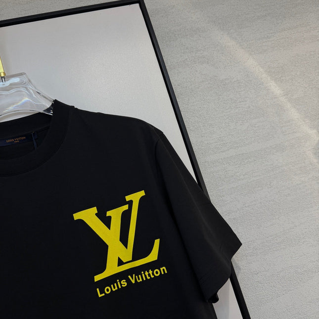 LV BLACK COTTON T-SHIRT YELLOW LOGO 238915