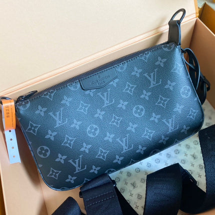 POCHETTE ACCESSOIRE XL 28 IN BLACK MONOGRAM ECLIPSE CANVAS