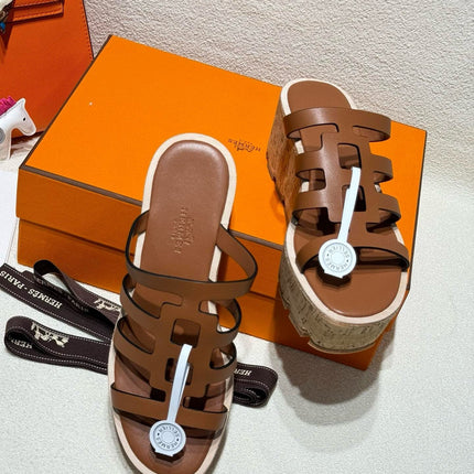 ISABELLA SANDAL CARAMEL CALFSKIN