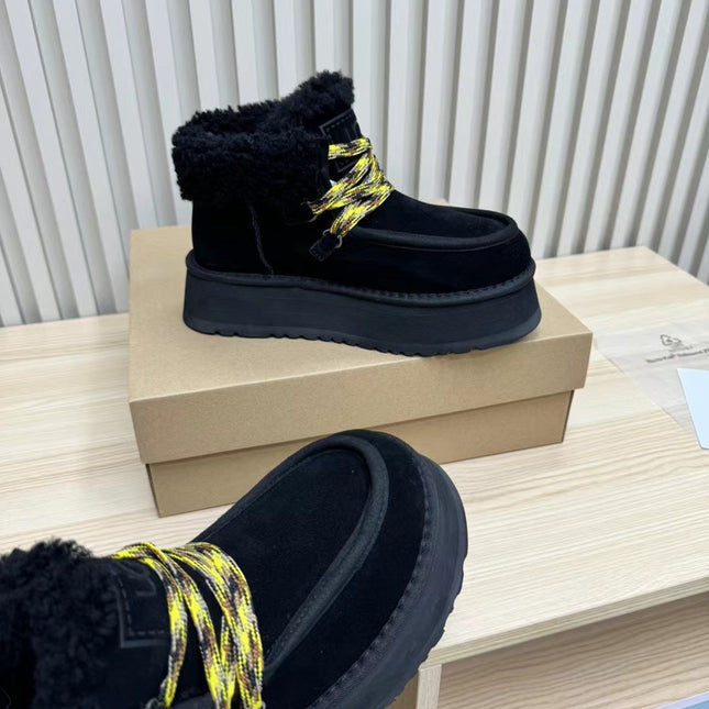 FUNKARRA CABIN CUFF BLACK SUEDE AND LAMB FUR