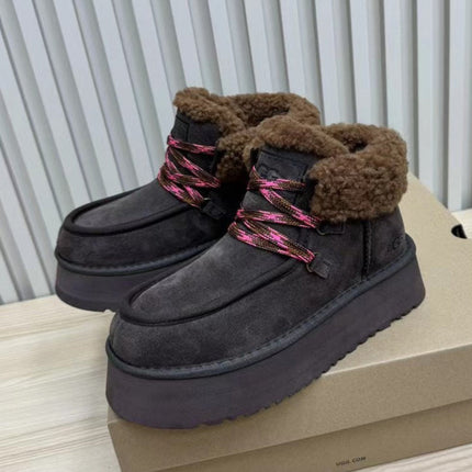 FUNKARRA CABIN CUFF HICKORY BROWN SUEDE AND LAMB FUR