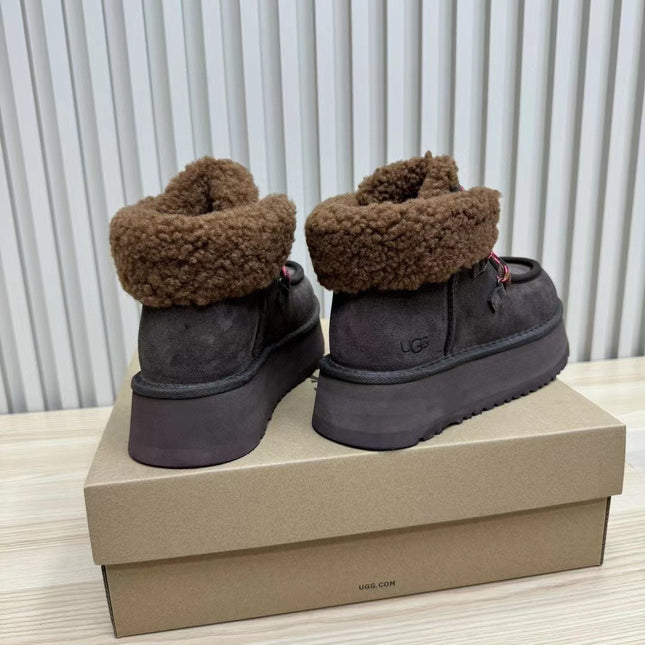 FUNKARRA CABIN CUFF HICKORY BROWN SUEDE AND LAMB FUR