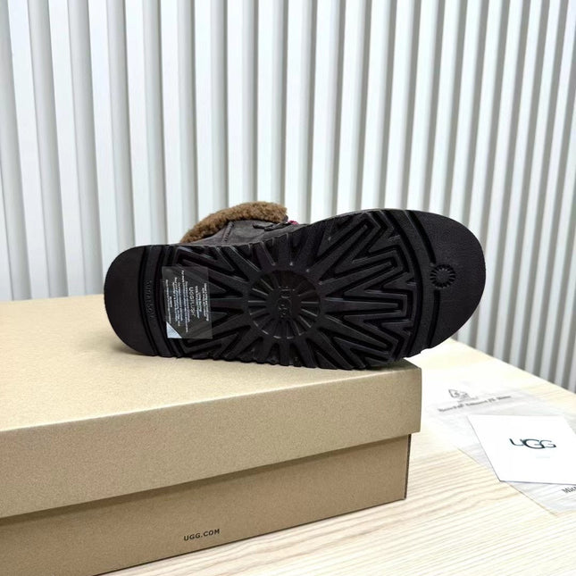 FUNKARRA CABIN CUFF HICKORY BROWN SUEDE AND LAMB FUR