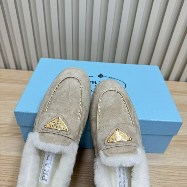 LOAFER IN KHAKI BEIGE SUEDE AND FUR LINING ATTACHED TRIANGLE LOGO