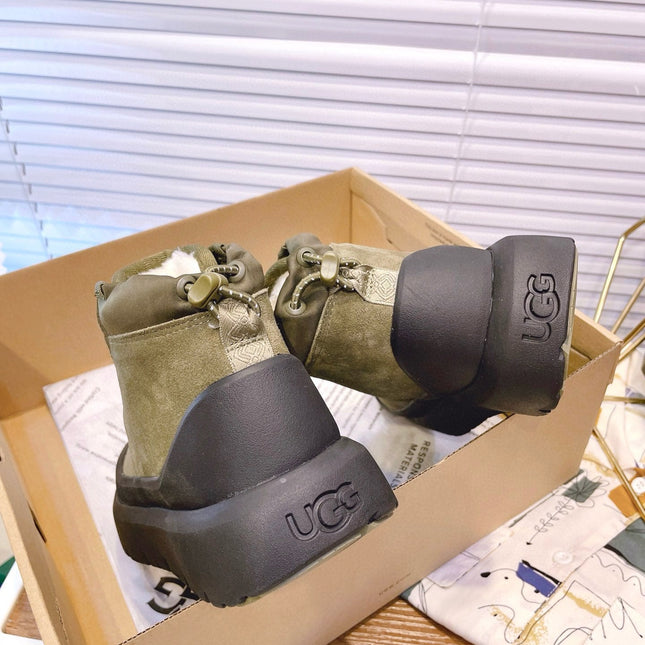 GENDER NEUMEL HIGH WEATHER HYBRID IN OLIVE GREEN SUEDE AND BLACK CALFSKIN