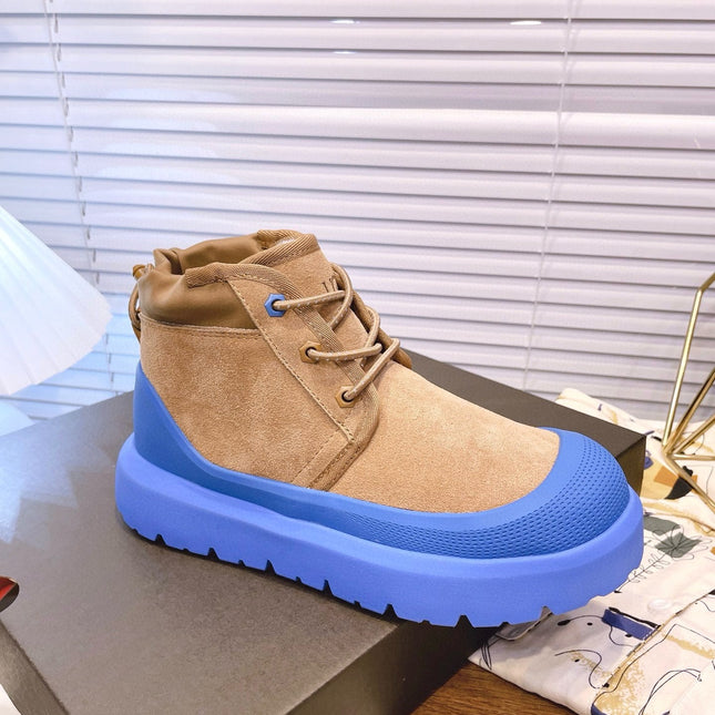 GENDER NEUMEL HIGH WEATHER HYBRID IN PEANUT BROWN SUEDE AND COBALT BLUE CALFSKIN