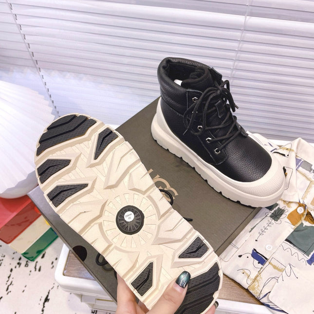 GENDER NEUMEL HIGH WEATHER HYBRID IN BLACK MIX WHITE PEPPER CALFSKIN