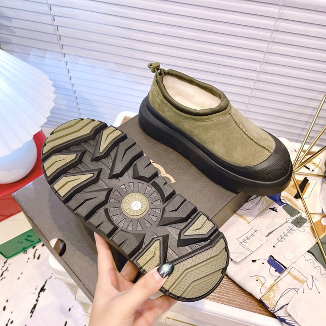 TASMAN WEATHER HYBRID IN OLIVE GREEN SUEDE AND BLACK CALFSKIN