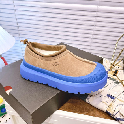 TASMAN WEATHER HYBRID IN PEANUT BROWN SUEDE AND COBALT BLUE CALFSKIN