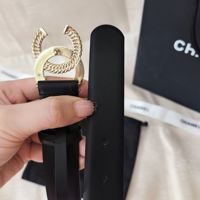 CC MEDIUM 30 MM BELT BLACK CALFSKIN GOLD HARDWARE WITH LETTER