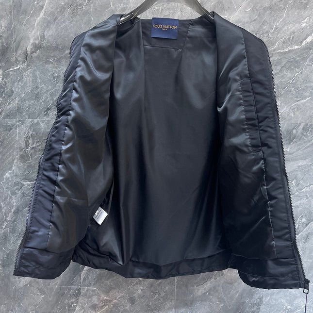 LV BLACK JACKET 239556