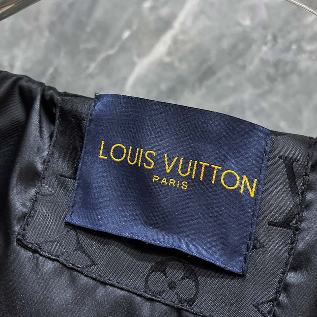 LV BLACK MONOGRAM JACKET 239560