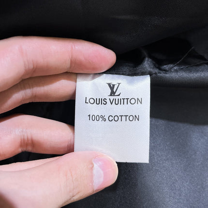 LV BLACK JACKET 239561