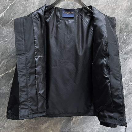 LV BLACK JACKET 239561