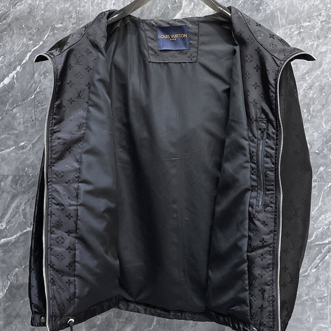 LV BLACK JACKET 239567