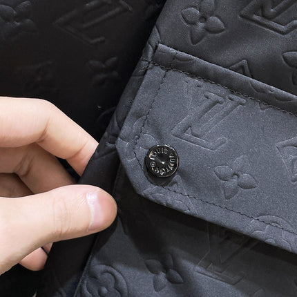 LV BLACK JACKET 239570