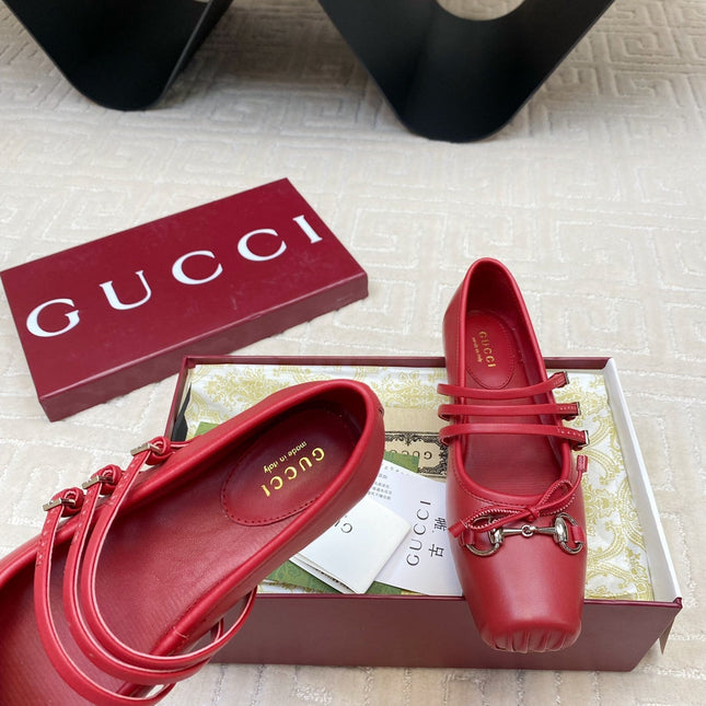 GG BALLET FLAT CRIMSON HORIZONTAL STRAPS LAMBSKIN