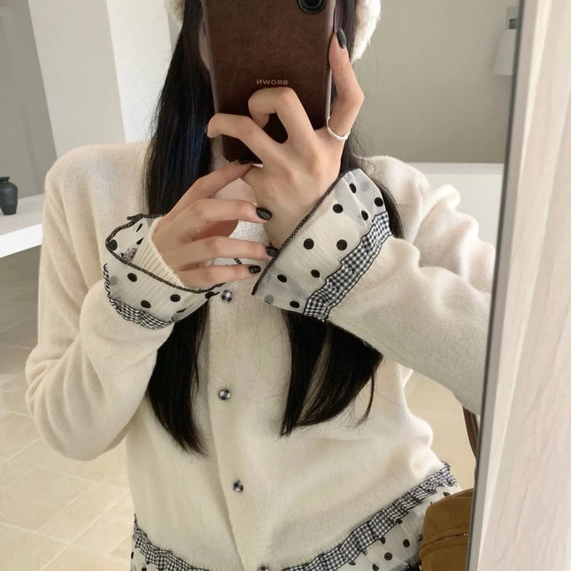 MIUMIU CARDIGAN STYLE 425