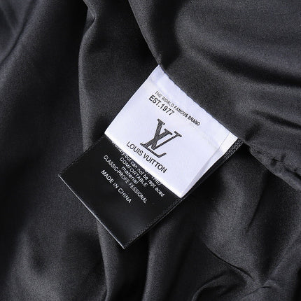LV BLACK JACKET 239170