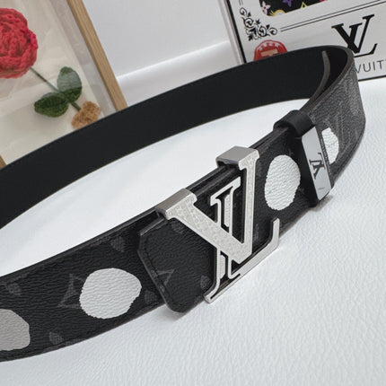 BELT 38MM IN BLACK CALFSKIN WITH WHITE POLKA DOT PATTERN AND 24K GOLD PLATED SILVER STEEL BUCKLE