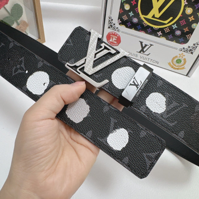 BELT 38MM IN BLACK CALFSKIN WITH WHITE POLKA DOT PATTERN AND 24K GOLD PLATED SILVER STEEL BUCKLE
