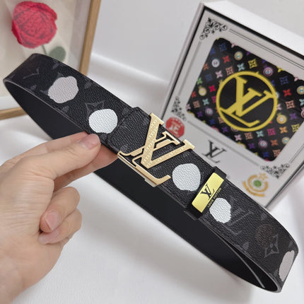 BELT 38MM IN BLACK CALFSKIN WITH WHITE POLKA DOT PATTERN AND 24K GOLD PLATED STEEL BUCKLE