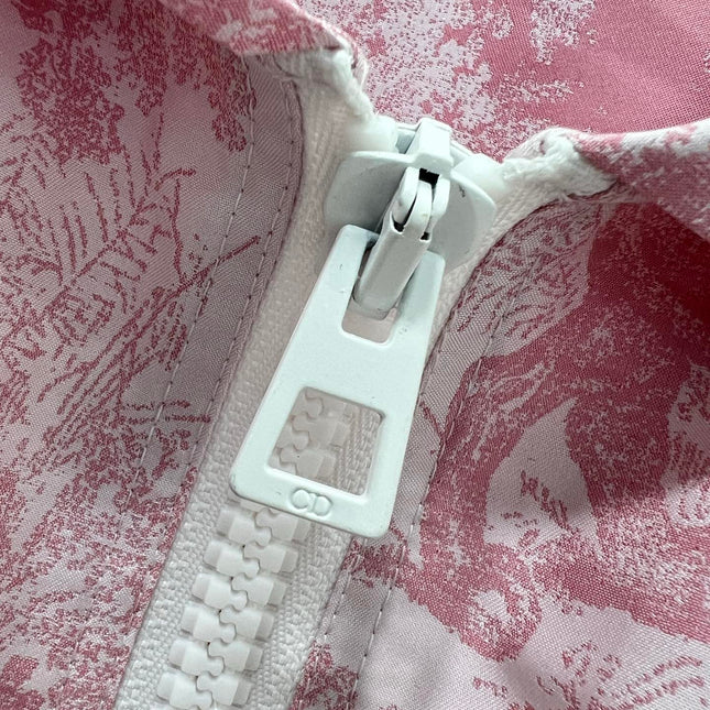 DIOR HOODED HALF-ZIP PRINTED DRESS 275178