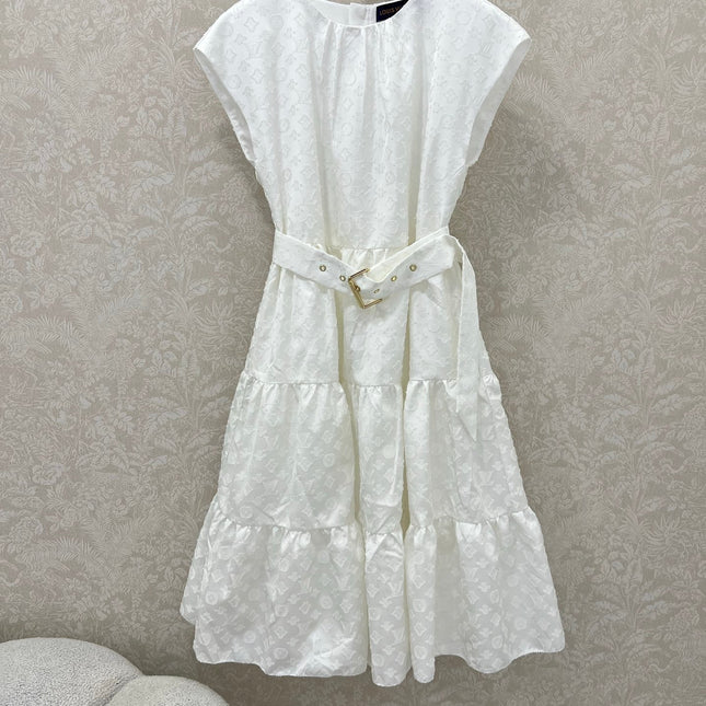 LV WHITE SLEEVELESS DRESS WITH BELT 269224